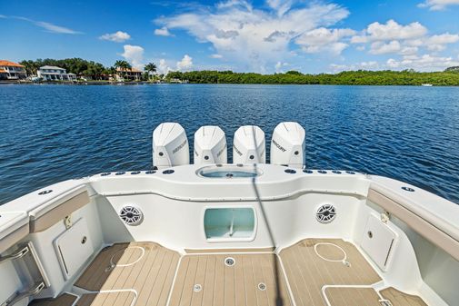 Yellowfin 42 Center Console image