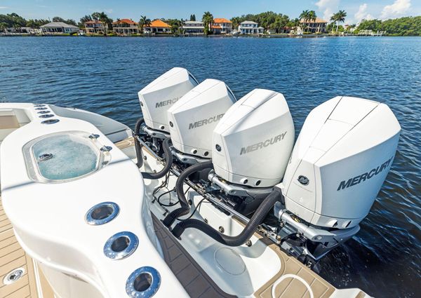 Yellowfin 42 Center Console image