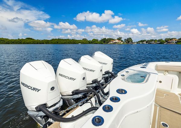 Yellowfin 42 Center Console image