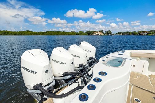 Yellowfin 42 Center Console image