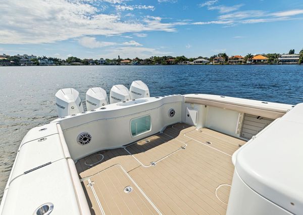 Yellowfin 42 Center Console image