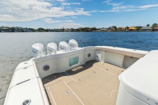 Yellowfin 42 Center Console image