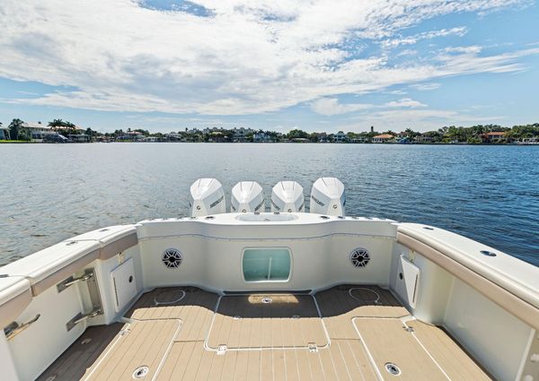 Yellowfin 42 Center Console image