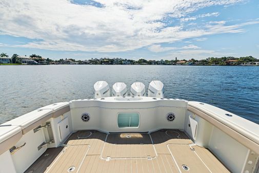 Yellowfin 42 Center Console image