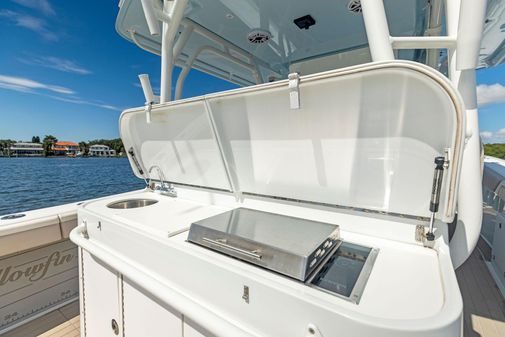 Yellowfin 42 Center Console image