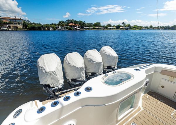 Yellowfin 42 Center Console image