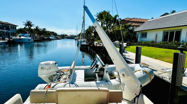 Aquila 44 Yacht image