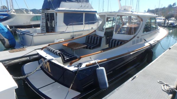 Hinckley Talaria 34