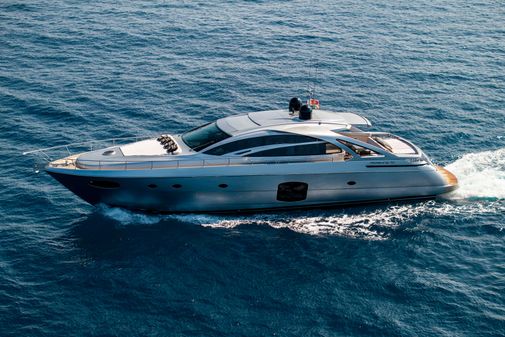 Pershing 70 image