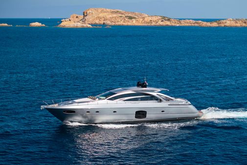 Pershing 70 image