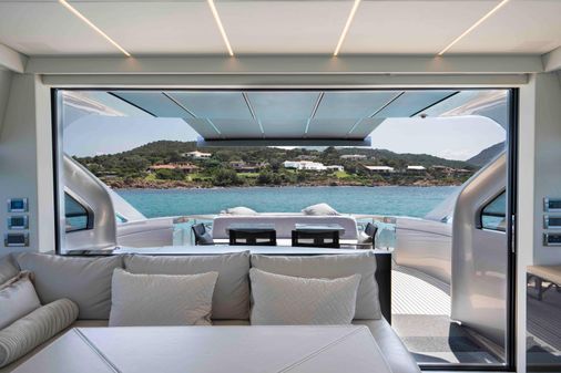 Pershing 70 image