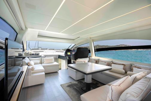 Pershing 70 image