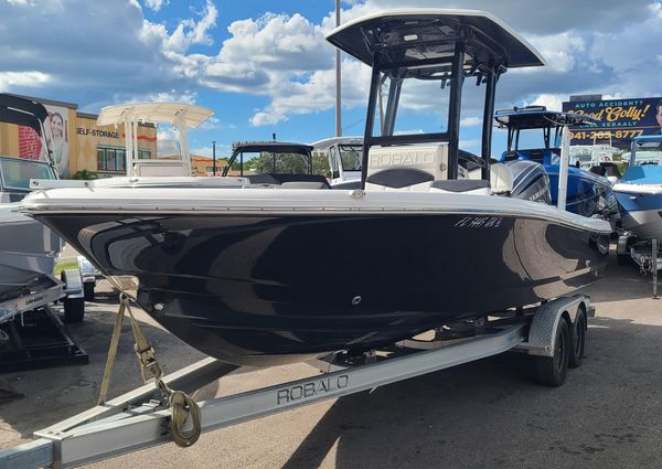 Robalo 246-CAYMAN image