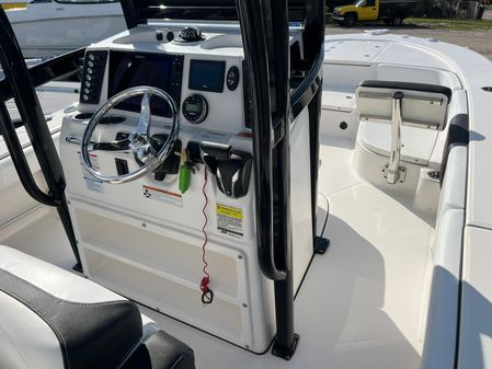 Robalo 246-CAYMAN image