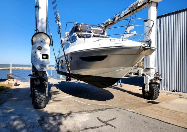 Azimut 45 Flybridge image