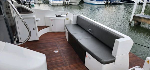 Azimut 45 Flybridge image