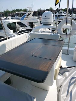 Azimut 45 Flybridge image