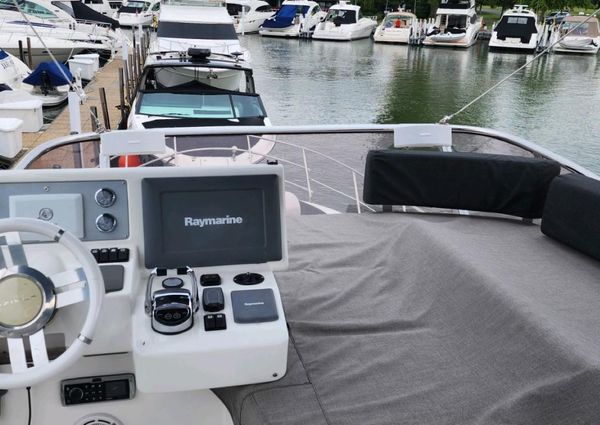 Azimut 45 Flybridge image