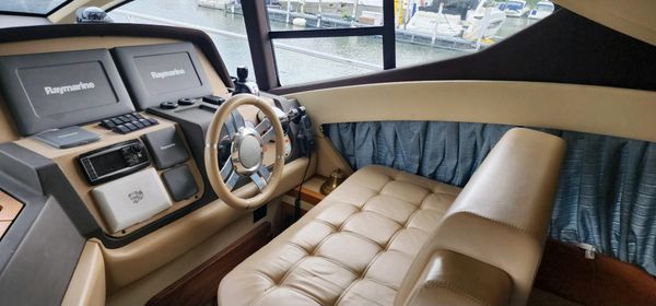 Azimut 45 Flybridge image