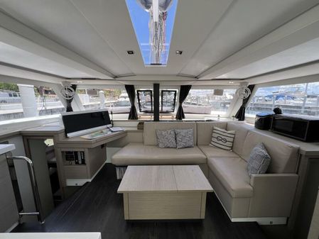 Fountaine Pajot Lucia 40 image