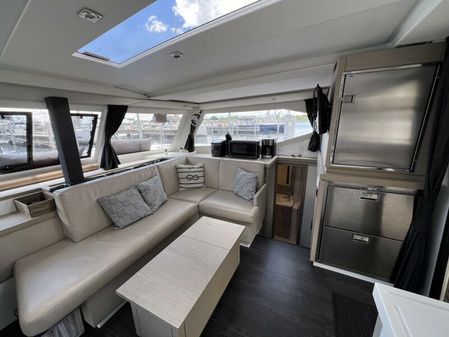 Fountaine Pajot Lucia 40 image