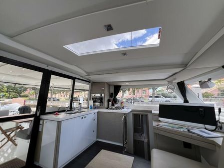 Fountaine Pajot Lucia 40 image