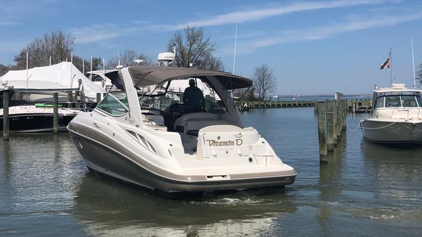 Cruisers Yachts 330 Express