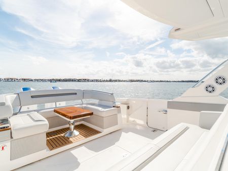 Tiara Yachts 43 LS image