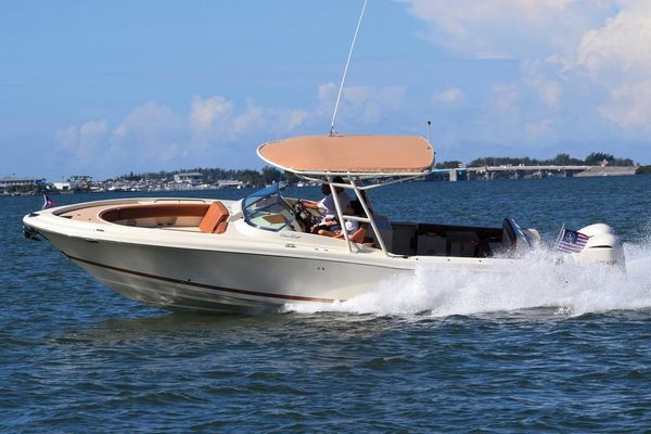 Chris-Craft Calypso 30 - main image