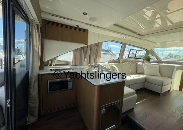 Sea Ray Sundancer image