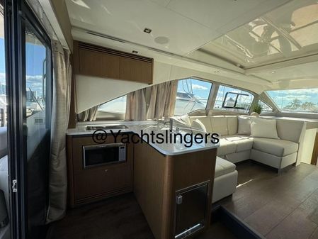 Sea Ray Sundancer image