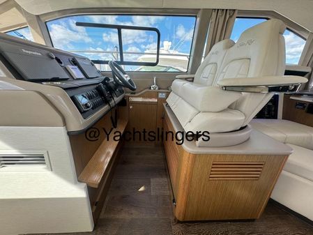 Sea Ray Sundancer image