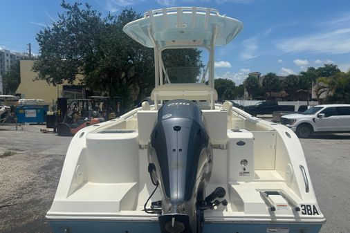 Cobia 220-CENTER-CONSOLE image