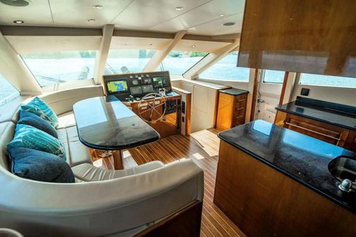 Hatteras 64 Motor Yacht image