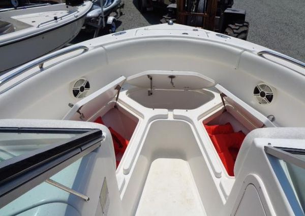 Robalo R227-DUAL-CONSOLE image