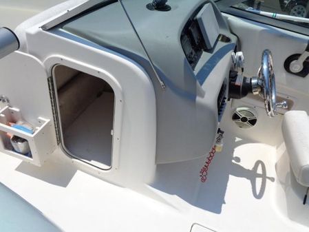 Robalo R227-DUAL-CONSOLE image