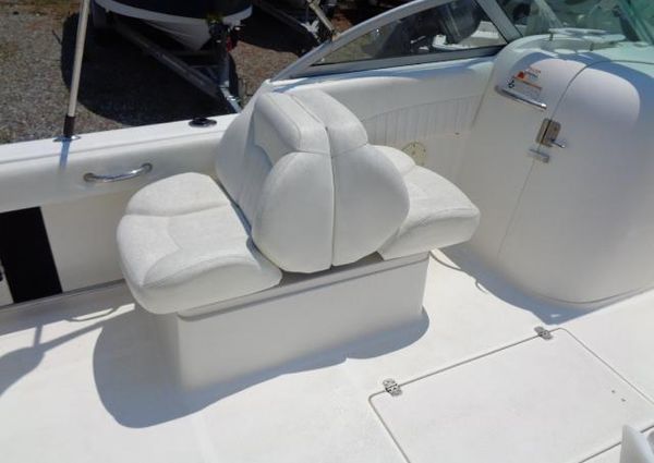 Robalo R227-DUAL-CONSOLE image