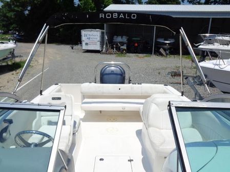 Robalo R227-DUAL-CONSOLE image