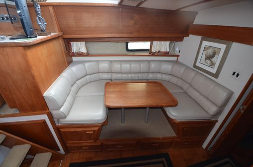 Carver 4207-AFT-CABIN-MOTORYACHT image