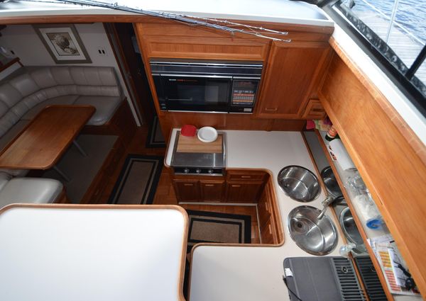 Carver 4207-AFT-CABIN-MOTORYACHT image