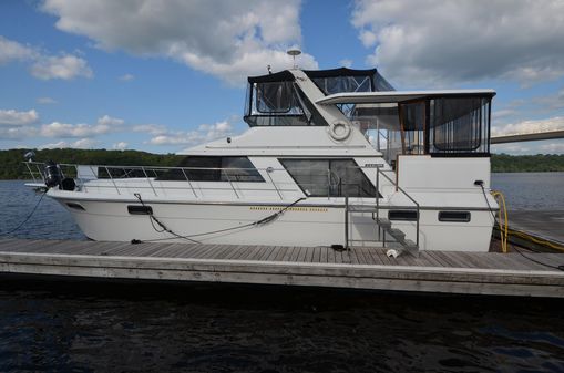 Carver 4207-AFT-CABIN-MOTORYACHT image