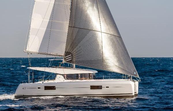2024 Lagoon 42