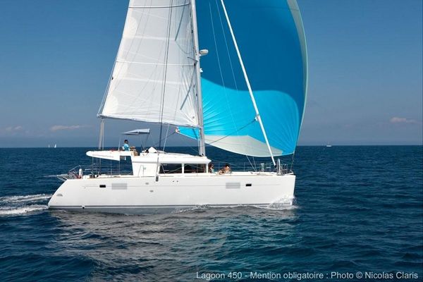 Lagoon 450 F - main image