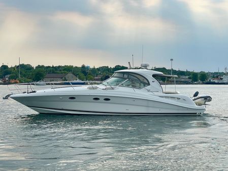 Sea Ray 420 Sundancer image