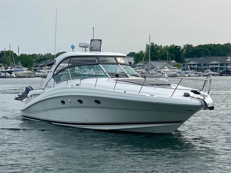 Sea Ray 420 Sundancer image