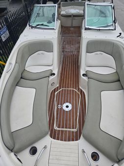 Sea-ray 240-SUNDECK image