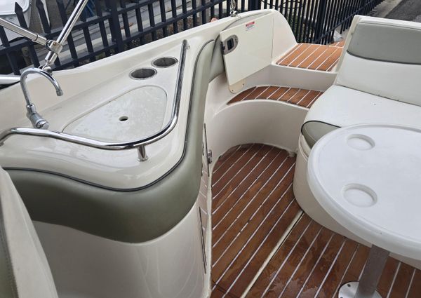 Sea-ray 240-SUNDECK image