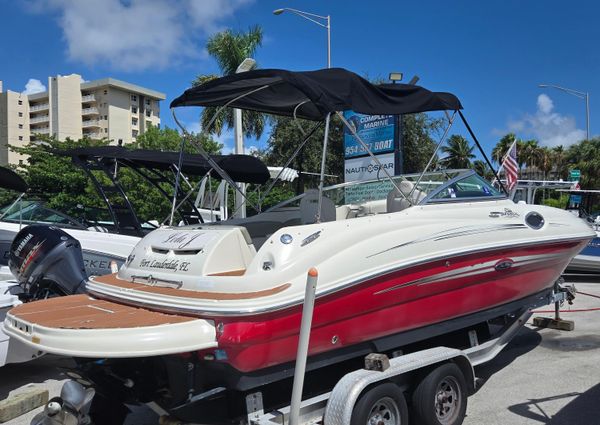 Sea-ray 240-SUNDECK image