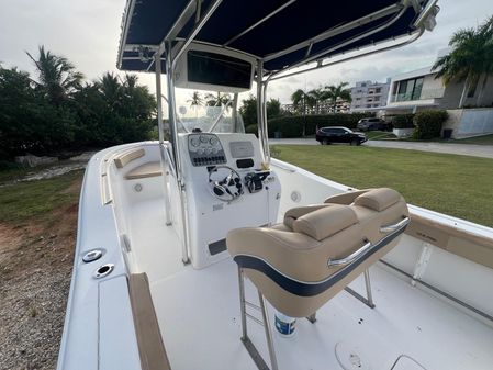 Sea Pro 270 Center Console image