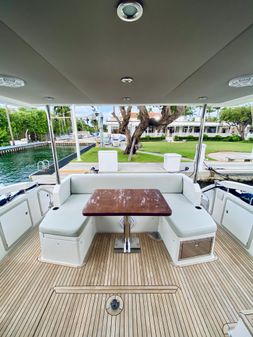 Azimut 50 image